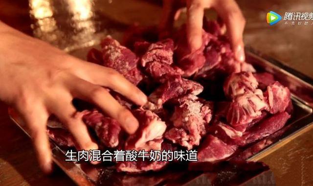 次品牛肉+膠水=合成牛排？新聞曝光“拼接肉”已是全球現(xiàn)象